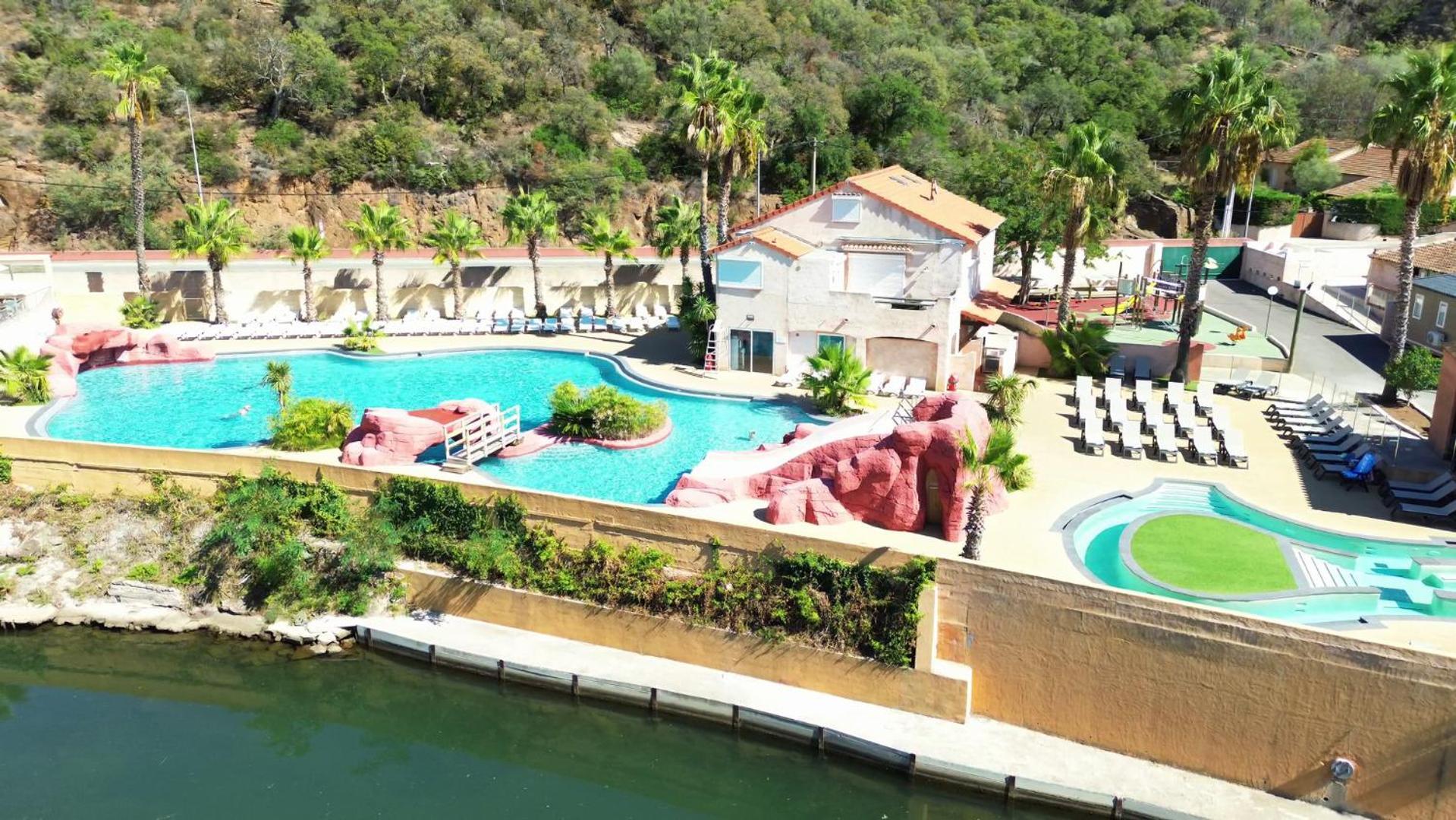 Camping Vallee Du Paradis Saint-Raphael  Exterior photo